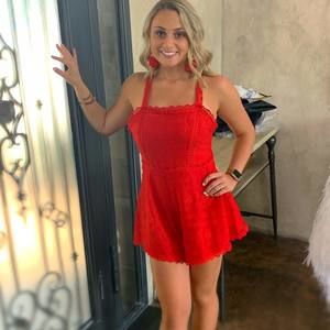 Meet your Posher, Lexis